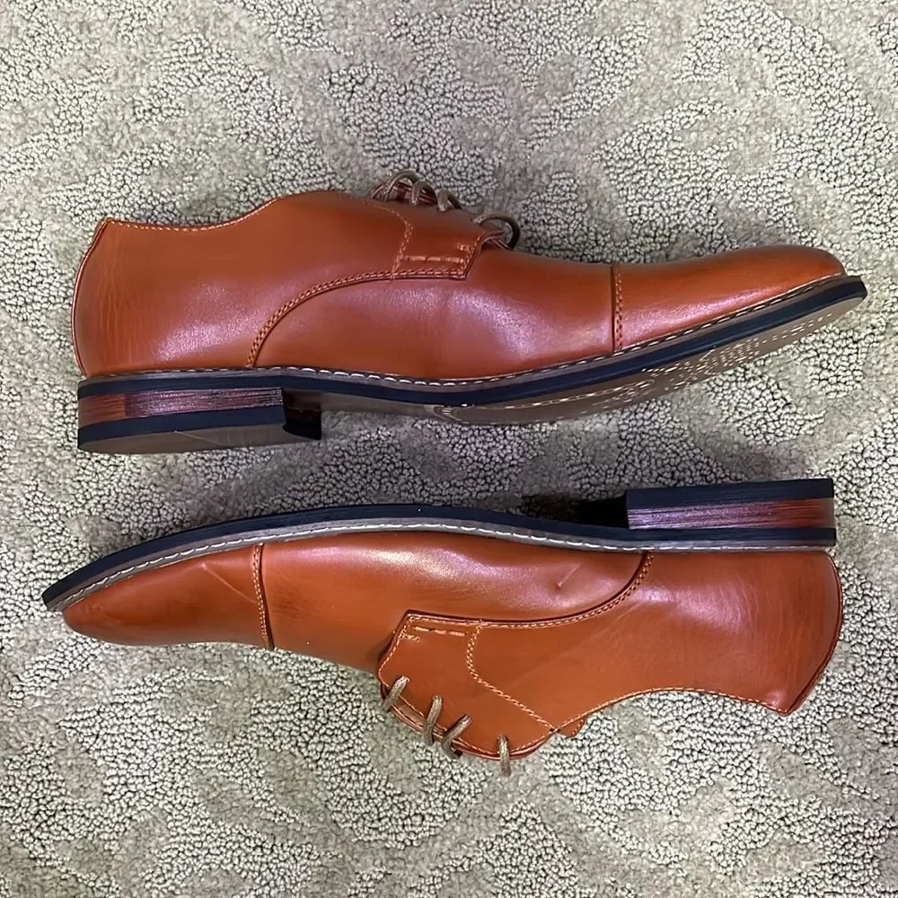 New MetroCharm Men’s 10 Brown Bucks Lace Up Shoes